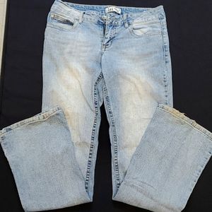 L.e.i Ashley Louise boot cut jeans size 7